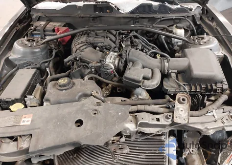 2011 Ford Mustang V6 Premium z USA, uszkodzony, nr VIN 1ZVBP8AM8B5121902